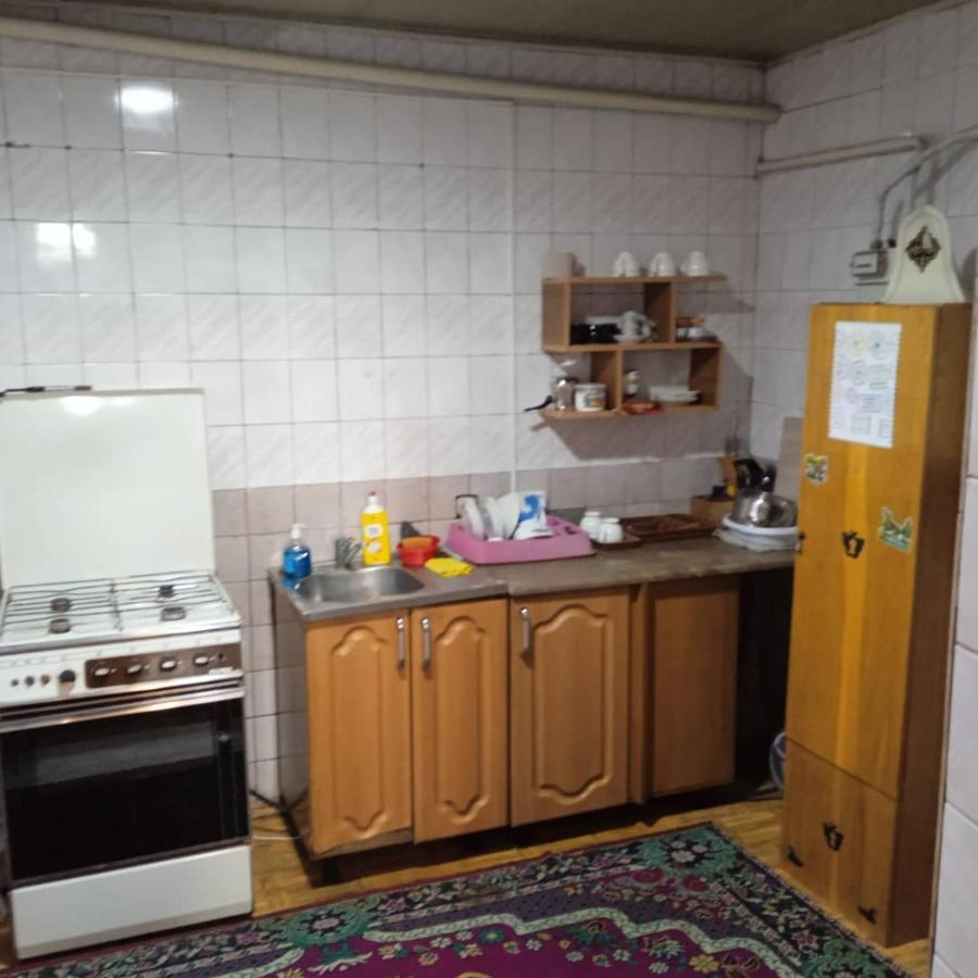 Garden Hotel And Hostel Бишкек Экстерьер фото